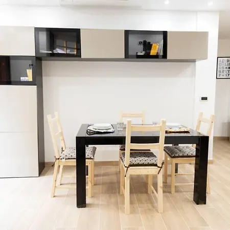 Lägenhet La Casa Di Nico. Zona Centro
