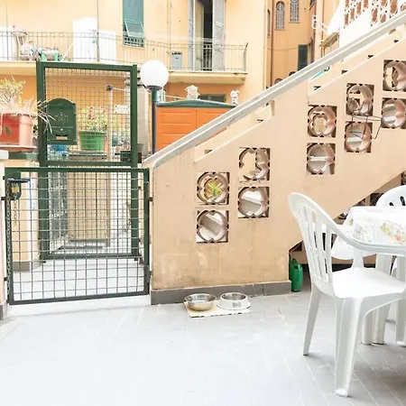 Lägenhet La Casa Di Nico. Zona Centro Genua